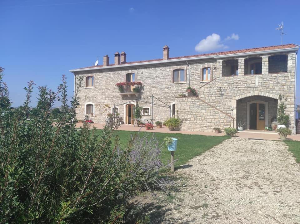 Masseria Fontana Dei Fieri Pietrelcina Exteriér fotografie
